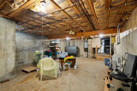 8 Maplewood Avenue Goffstown NH 03045