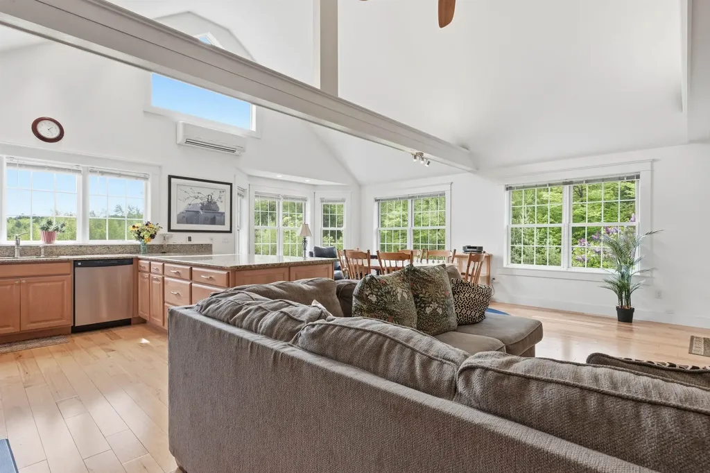 123 Evergreen Drive New Hampton NH 03256