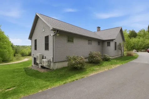 123 Evergreen Drive New Hampton NH 03256