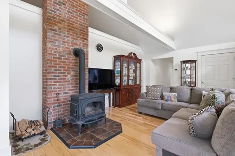 123 Evergreen Drive New Hampton NH 03256