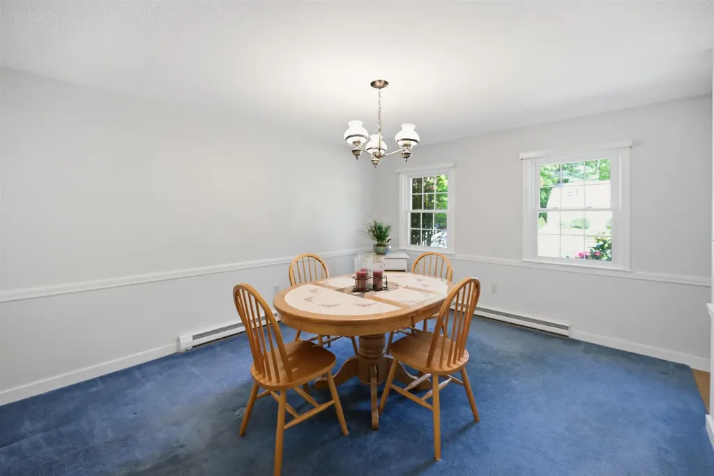 23 Rustic Lane Plaistow NH 03865