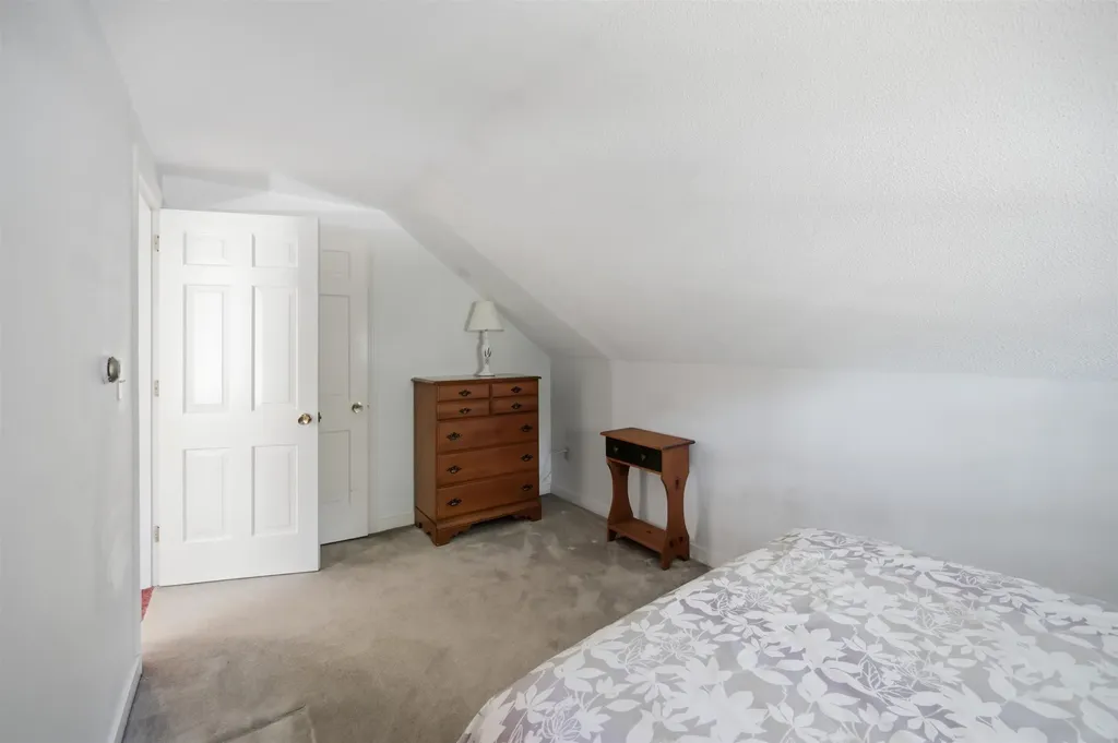 23 Rustic Lane Plaistow NH 03865