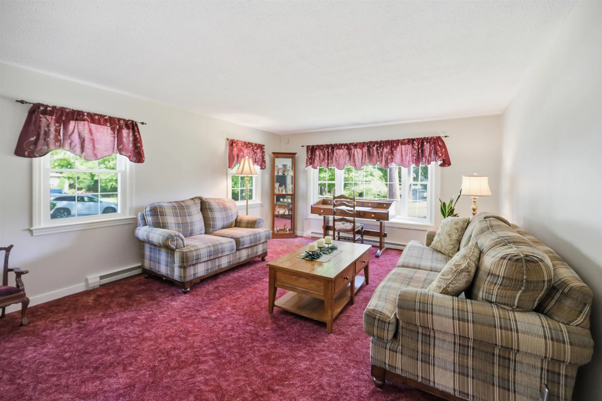 23 Rustic Lane Plaistow NH 03865