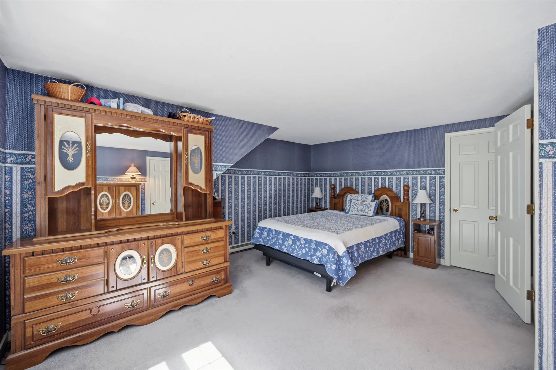 23 Rustic Lane Plaistow NH 03865