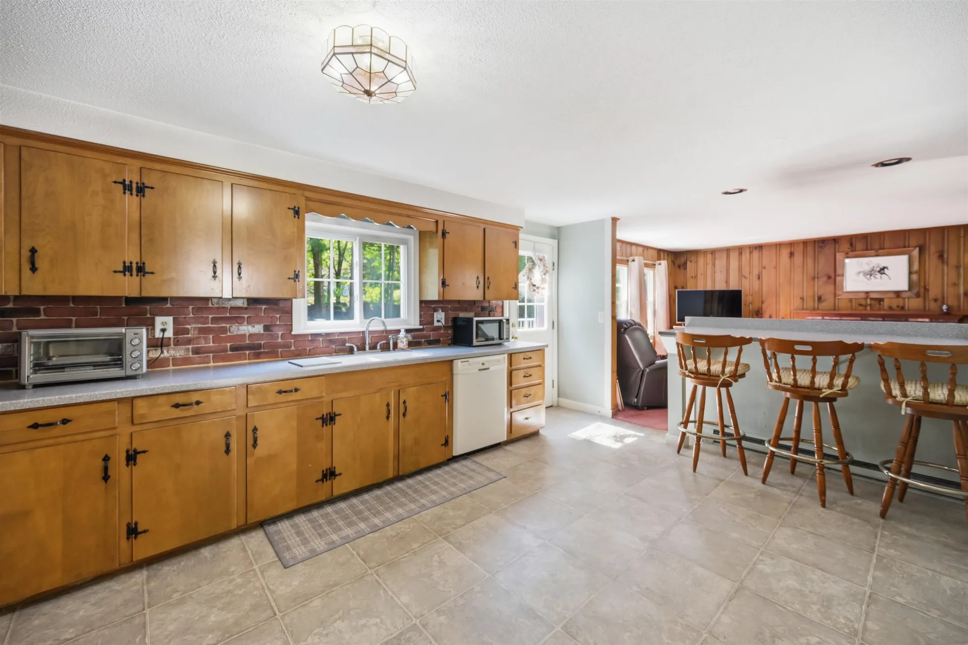 23 Rustic Lane Plaistow NH 03865