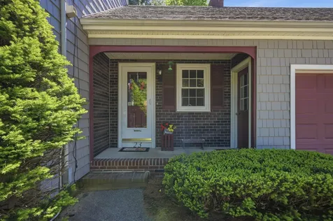 23 Rustic Lane Plaistow NH 03865