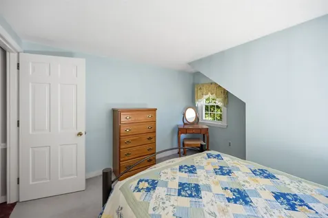 23 Rustic Lane Plaistow NH 03865