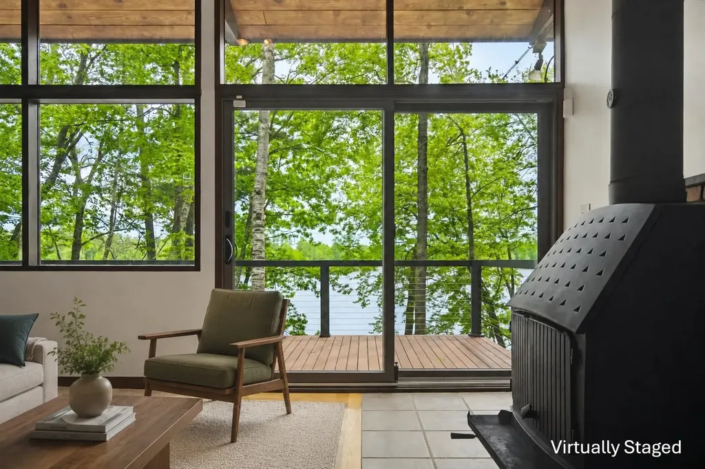 18 Treehouse Way Barrington NH 03825