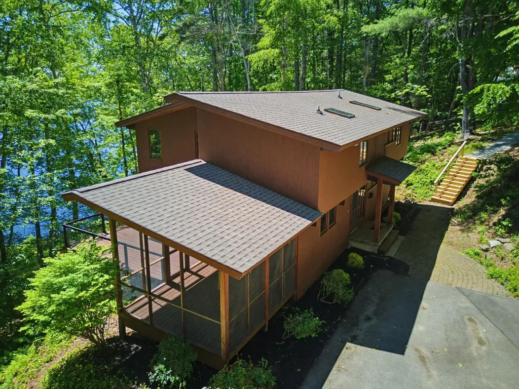 18 Treehouse Way Barrington NH 03825