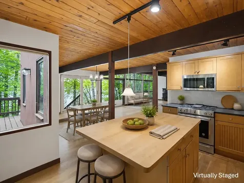 18 Treehouse Way Barrington NH 03825