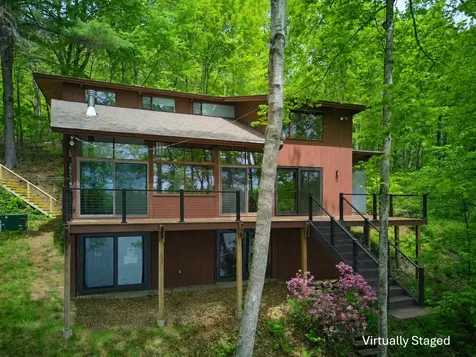 18 Treehouse Way Barrington NH 03825
