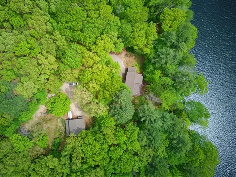 18 Treehouse Way Barrington NH 03825