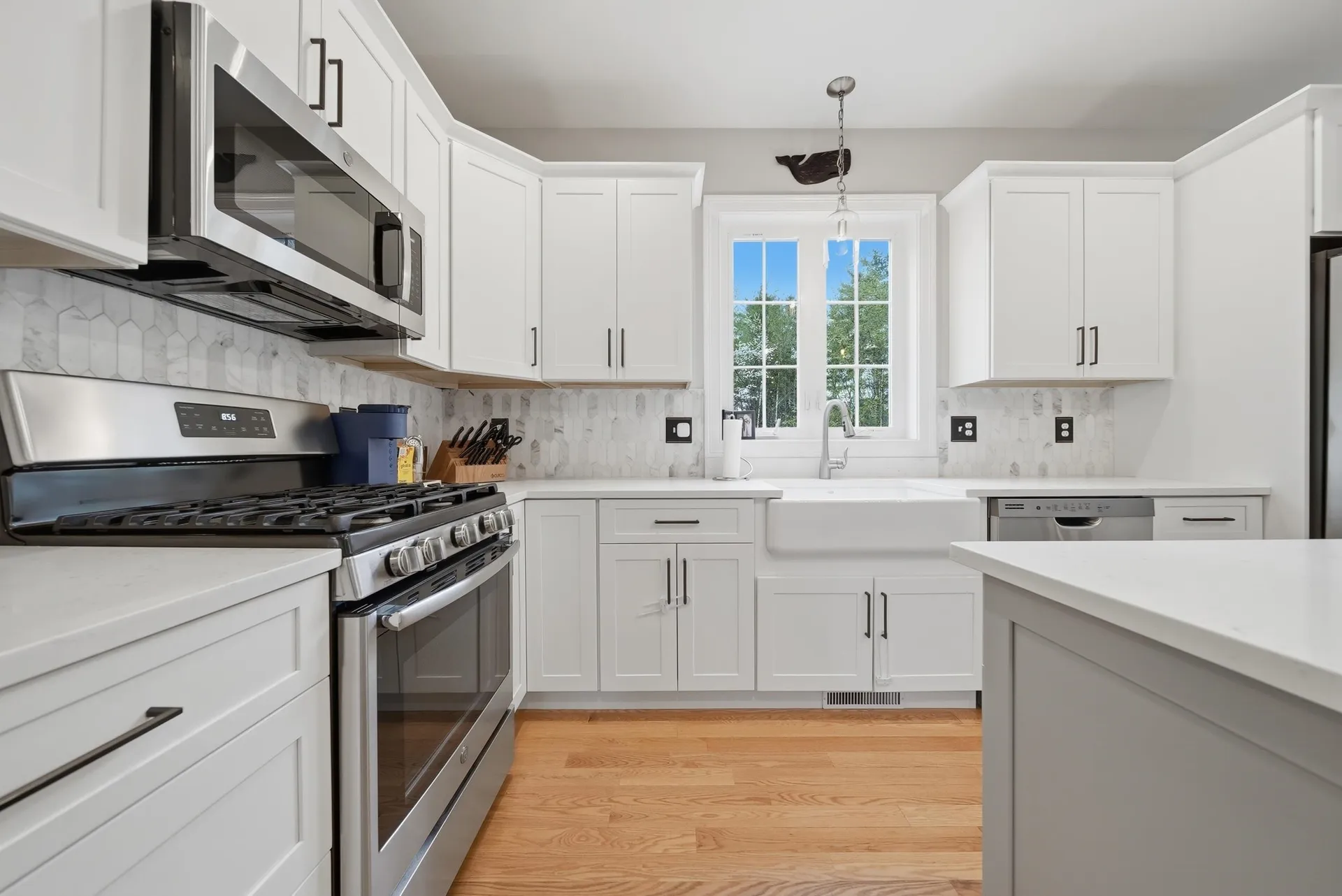 4 Farm Meadows Lane Londonderry NH 03053