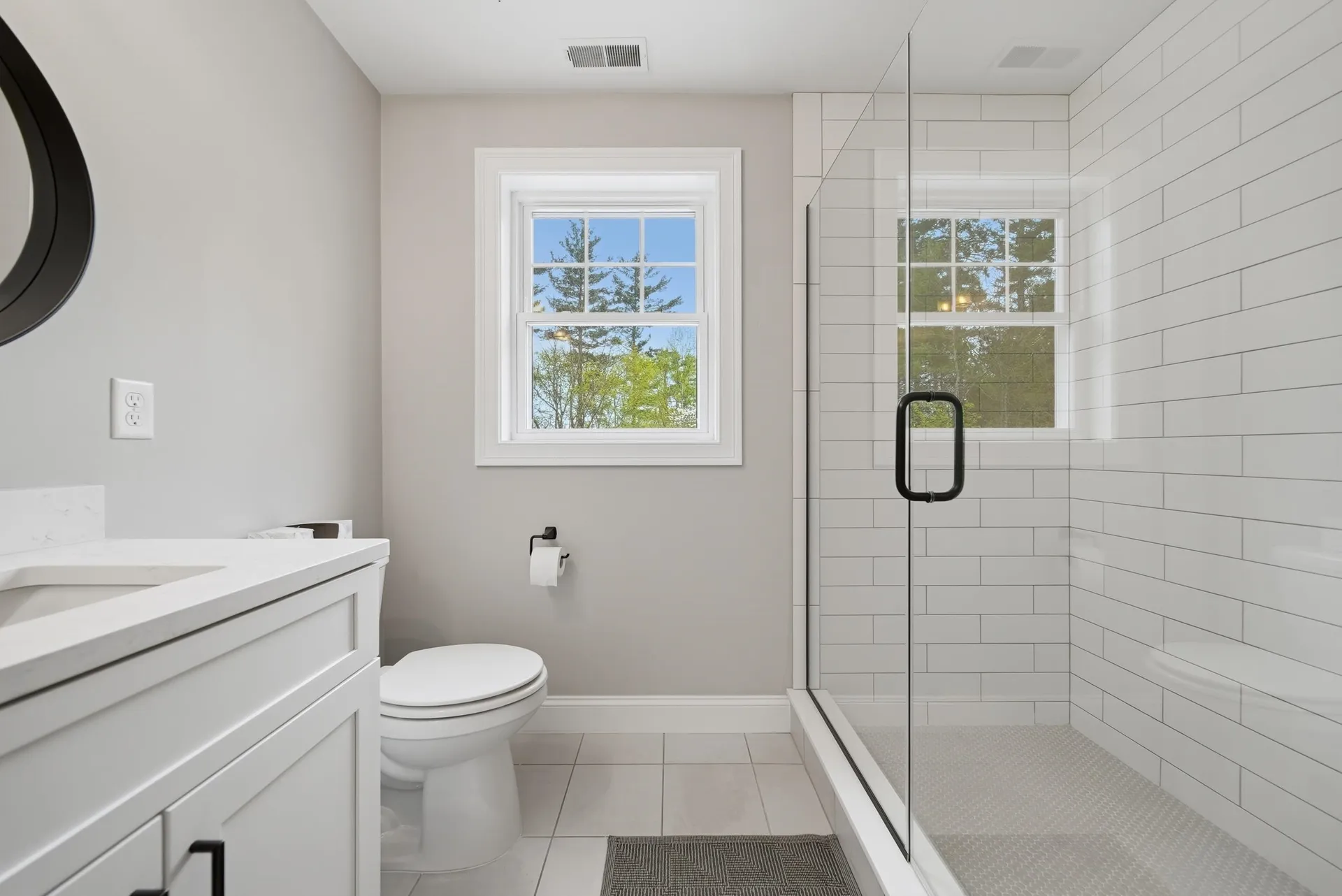 4 Farm Meadows Lane Londonderry NH 03053