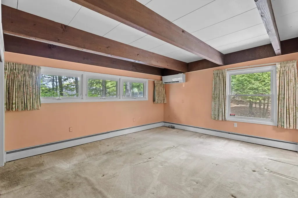 171 High Ridge Road Manchester NH 03104