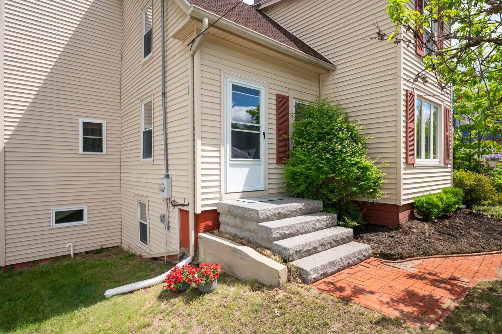 500 Silver Street Rollinsford NH 03869
