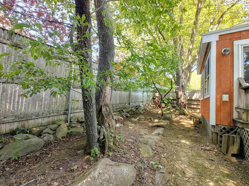 1338 Woodbury Avenue Portsmouth NH 03801