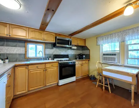 1338 Woodbury Avenue Portsmouth NH 03801