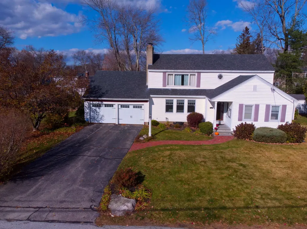 104 North Gate Road Manchester NH 03104