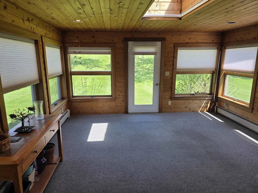 19 Smith's Road Lyndon VT 05851
