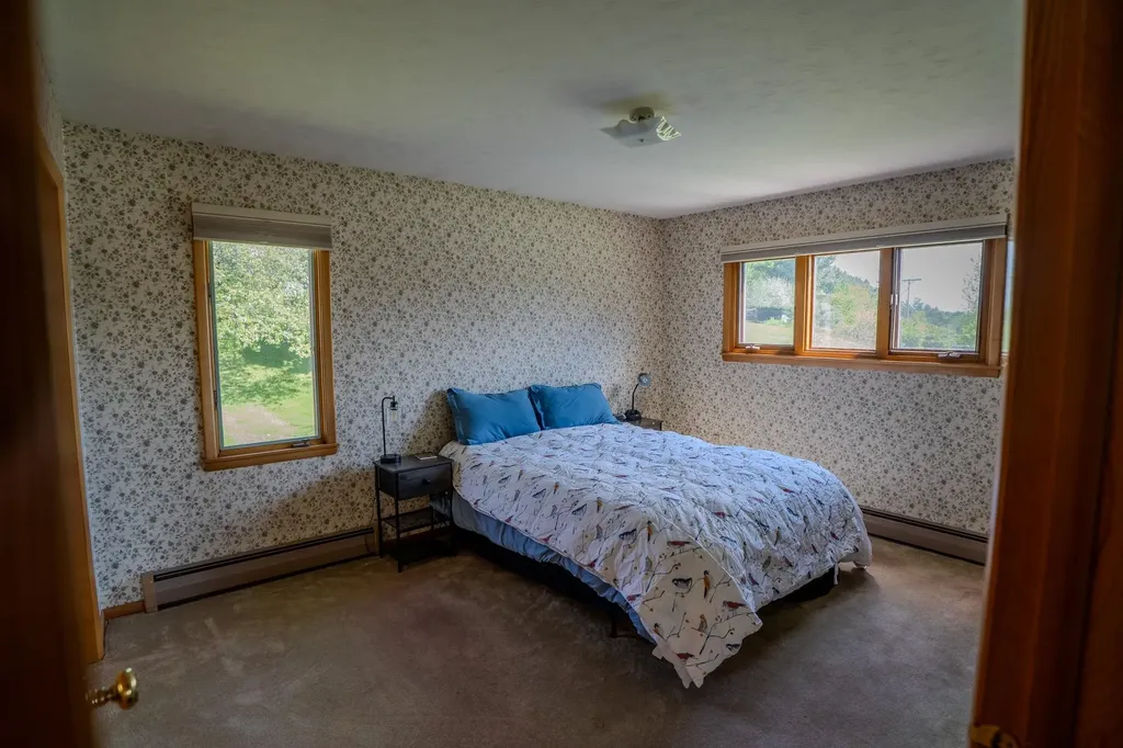 19 Smith's Road Lyndon VT 05851