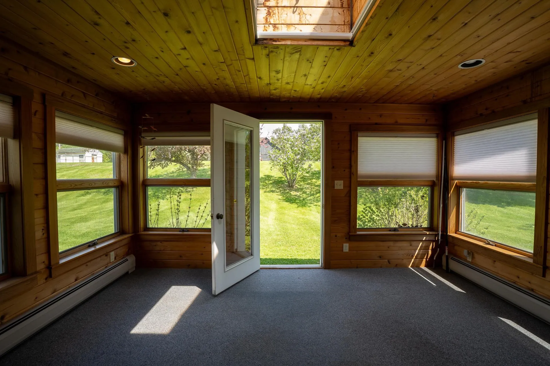 19 Smith's Road Lyndon VT 05851