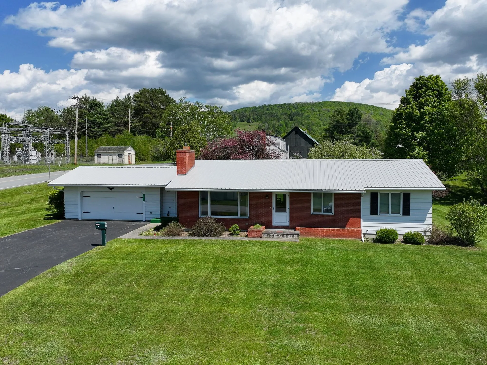 19 Smith's Road Lyndon VT 05851