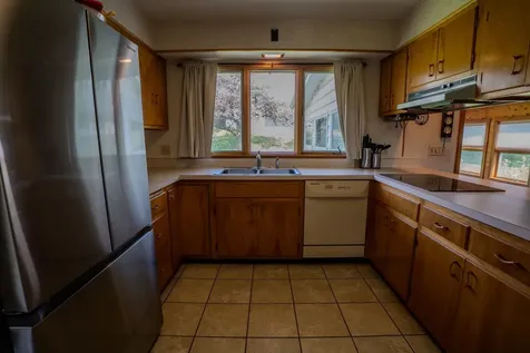 19 Smith's Road Lyndon VT 05851