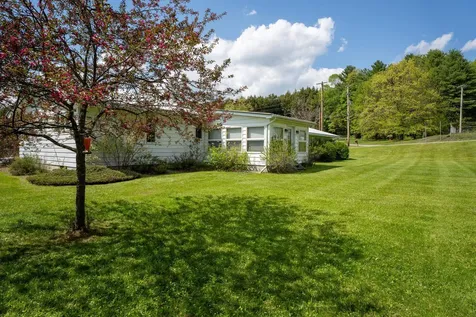 19 Smith's Road Lyndon VT 05851