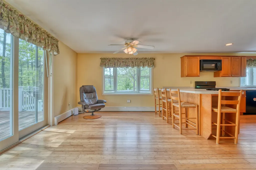 1273 Franklin Highway Andover NH 03216