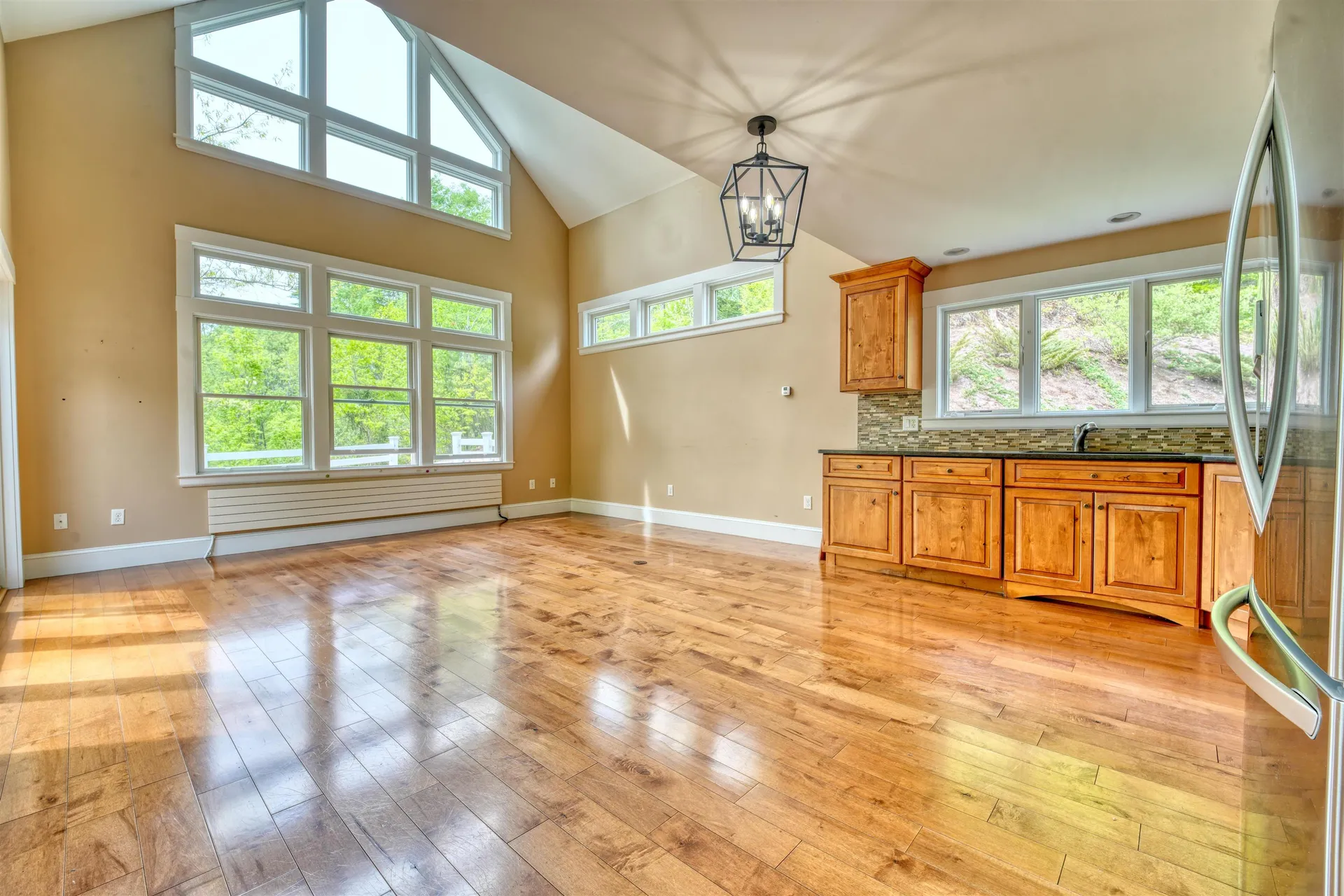 1273 Franklin Highway Andover NH 03216