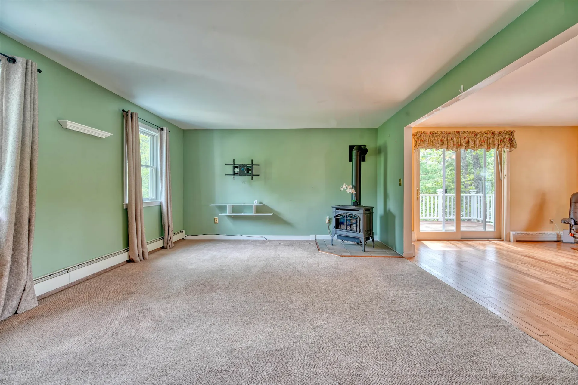 1273 Franklin Highway Andover NH 03216