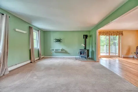 1273 Franklin Highway Andover NH 03216