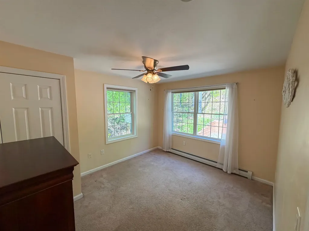 83 Tabor Circle Albany NH 03818-7332