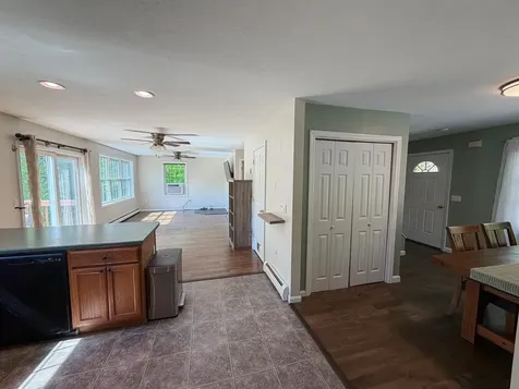 83 Tabor Circle Albany NH 03818-7332