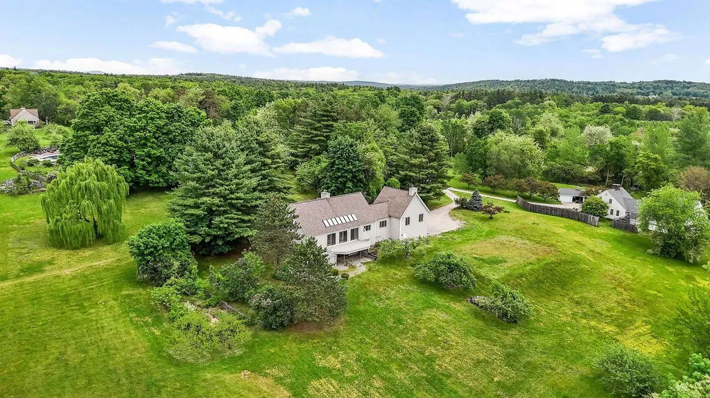 53-2 Pine Hill Road Hollis NH 03049