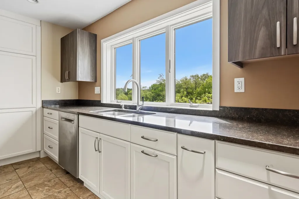 53-2 Pine Hill Road Hollis NH 03049