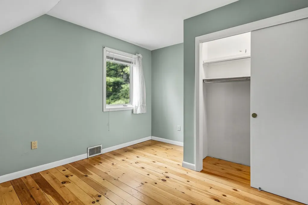 53-2 Pine Hill Road Hollis NH 03049