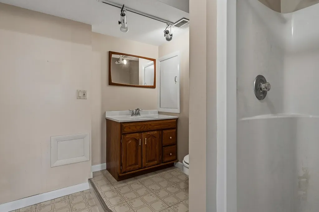 53-2 Pine Hill Road Hollis NH 03049