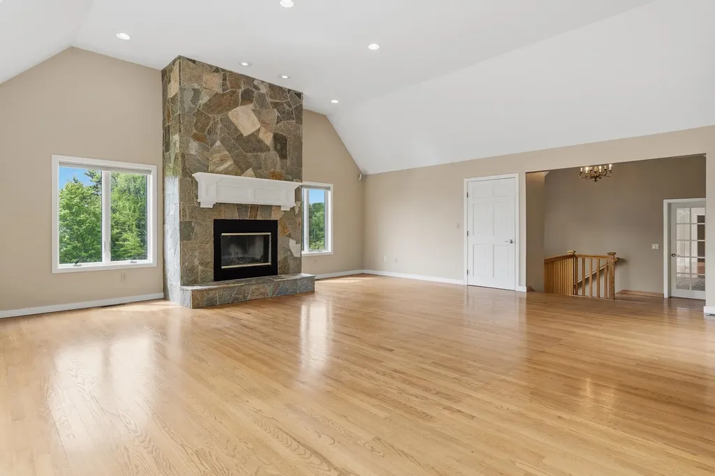 53-2 Pine Hill Road Hollis NH 03049
