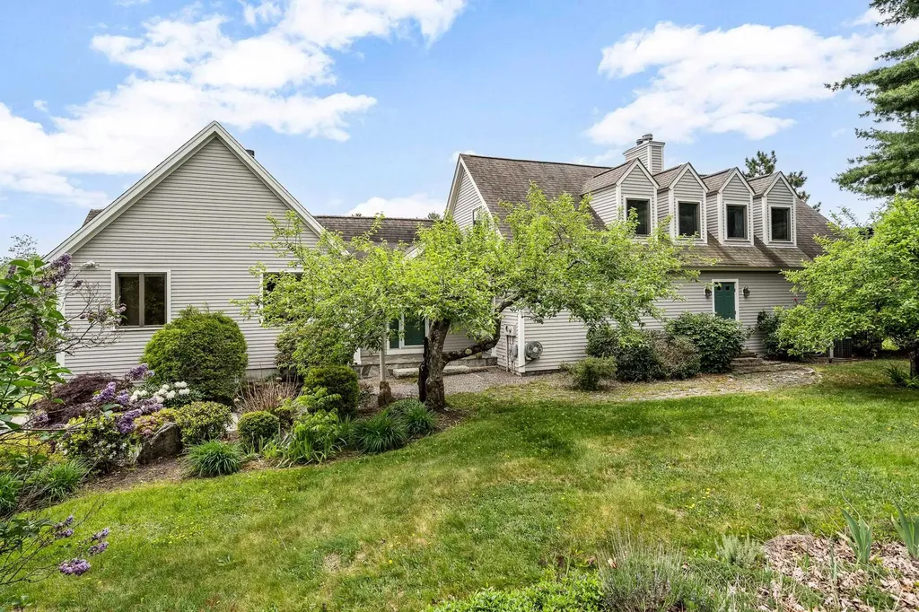53-2 Pine Hill Road Hollis NH 03049