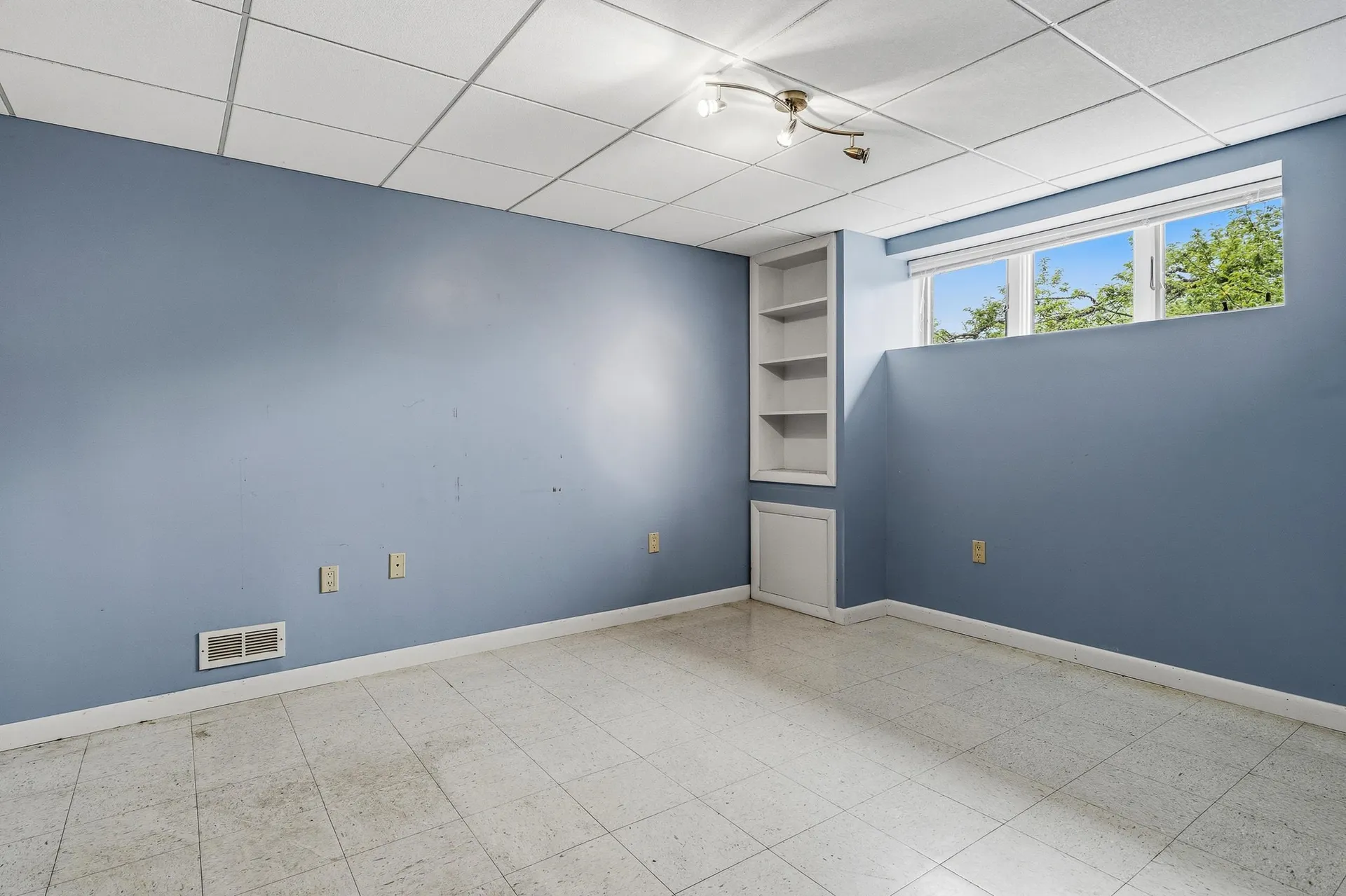 53-2 Pine Hill Road Hollis NH 03049