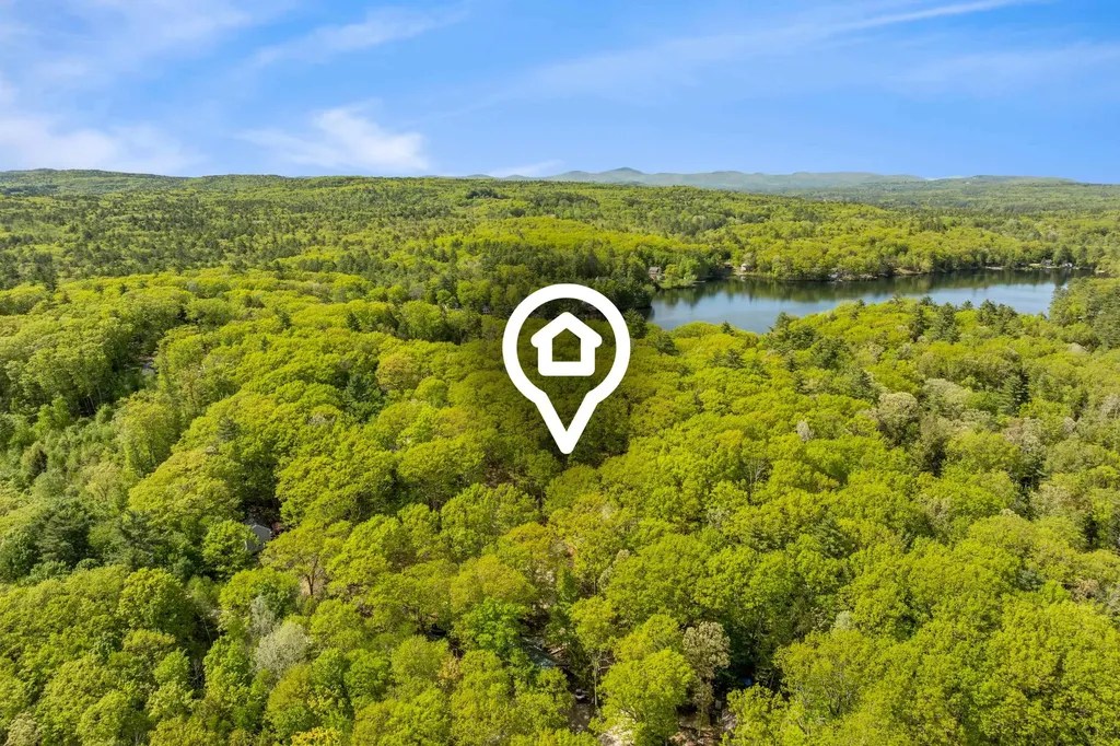 9 Red Oak Road Barnstead NH 03218