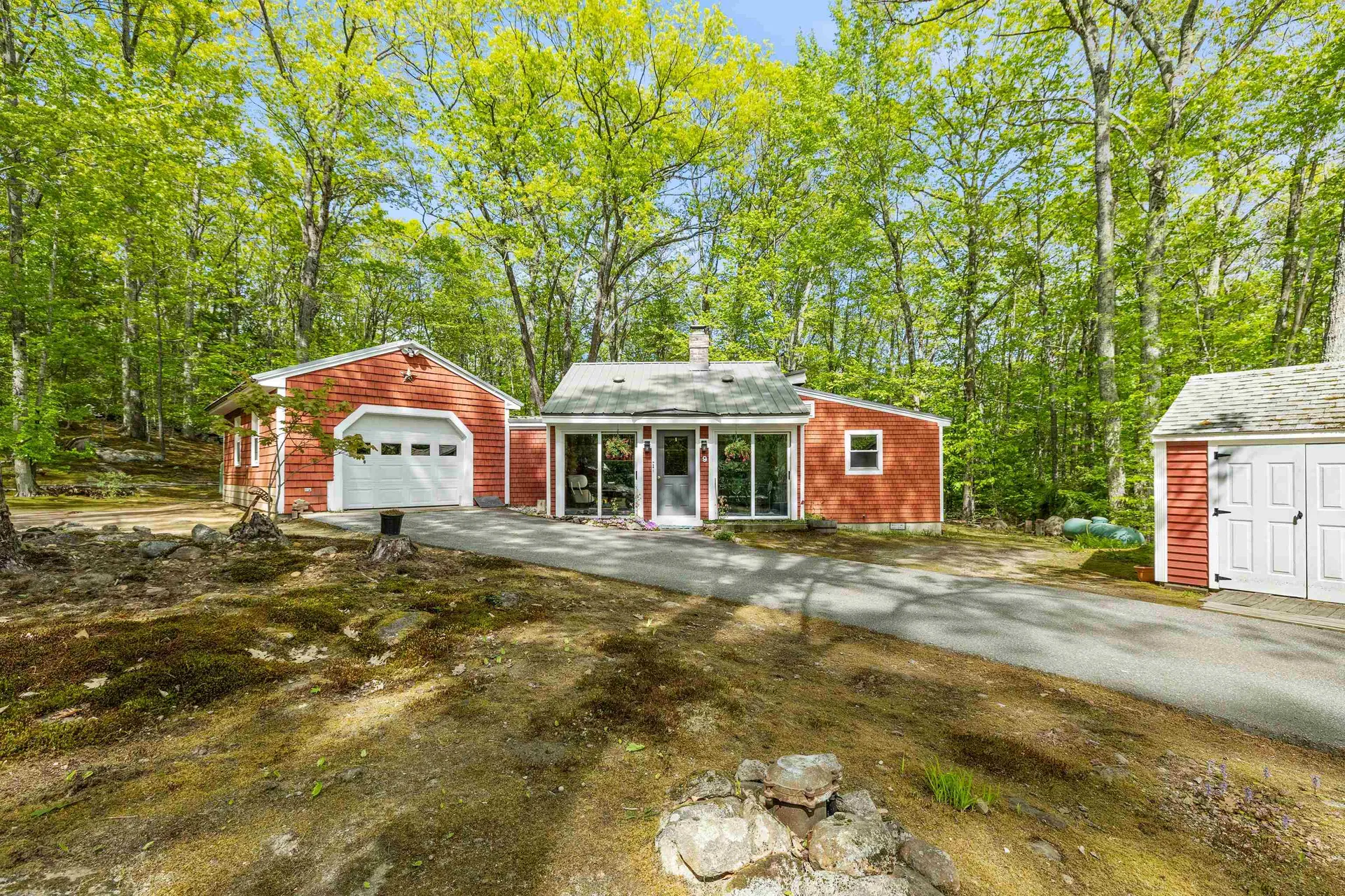 9 Red Oak Road Barnstead NH 03218