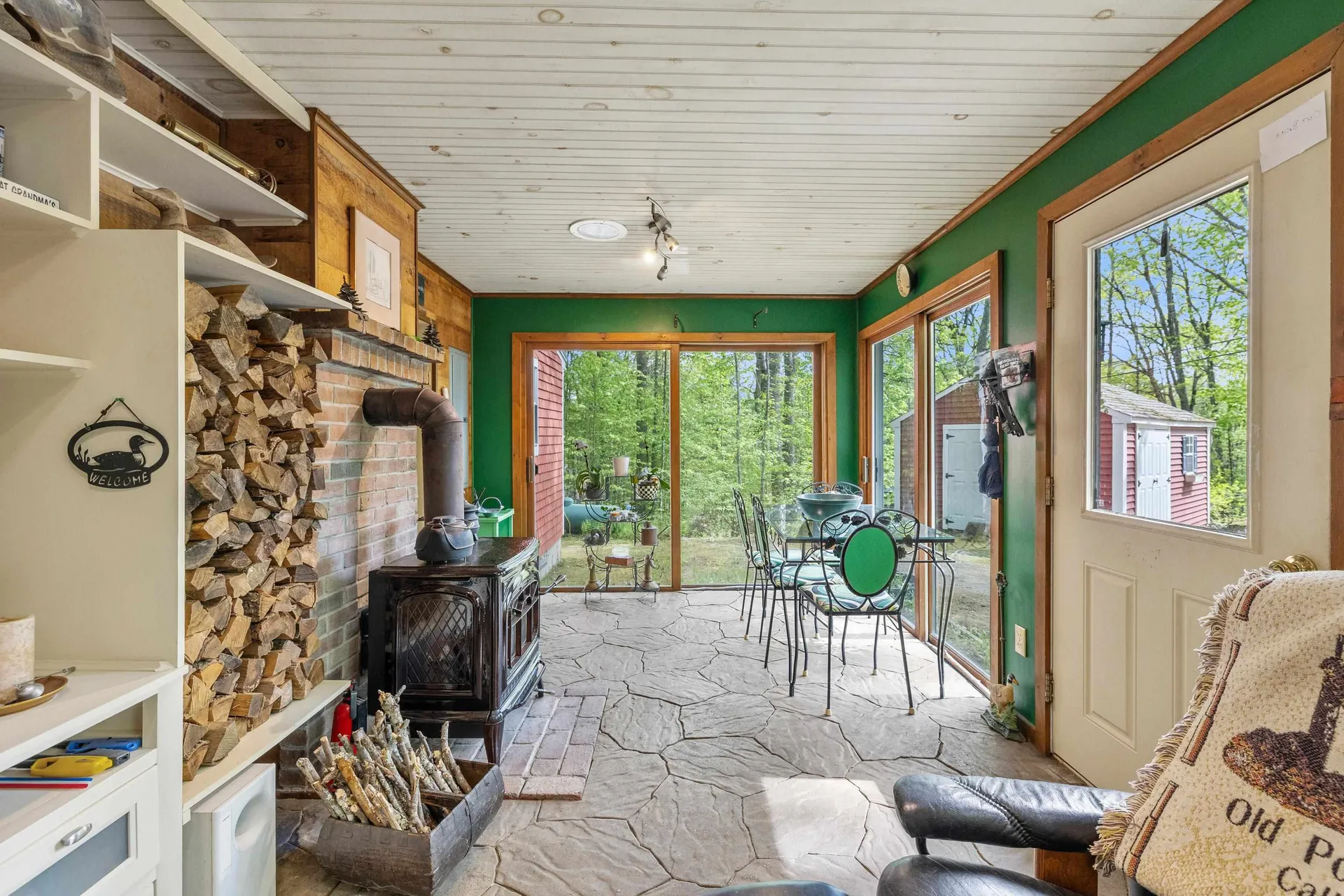 9 Red Oak Road Barnstead NH 03218