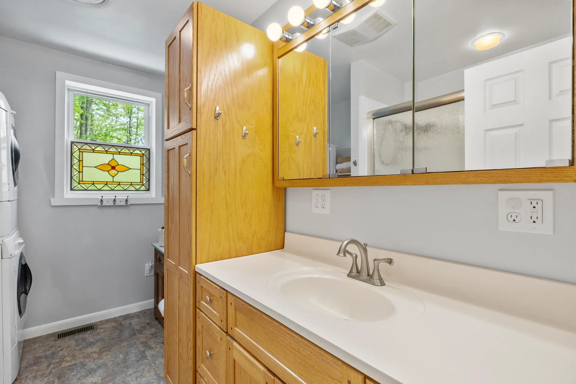 9 Red Oak Road Barnstead NH 03218