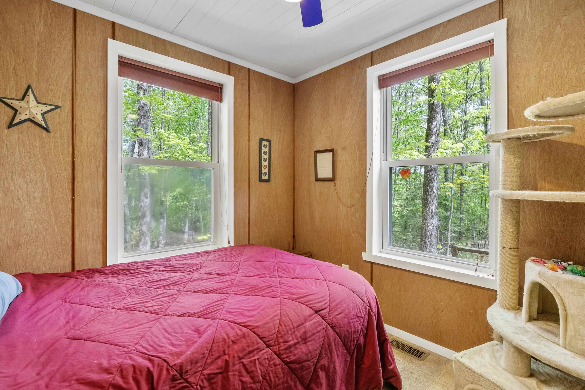 9 Red Oak Road Barnstead NH 03218