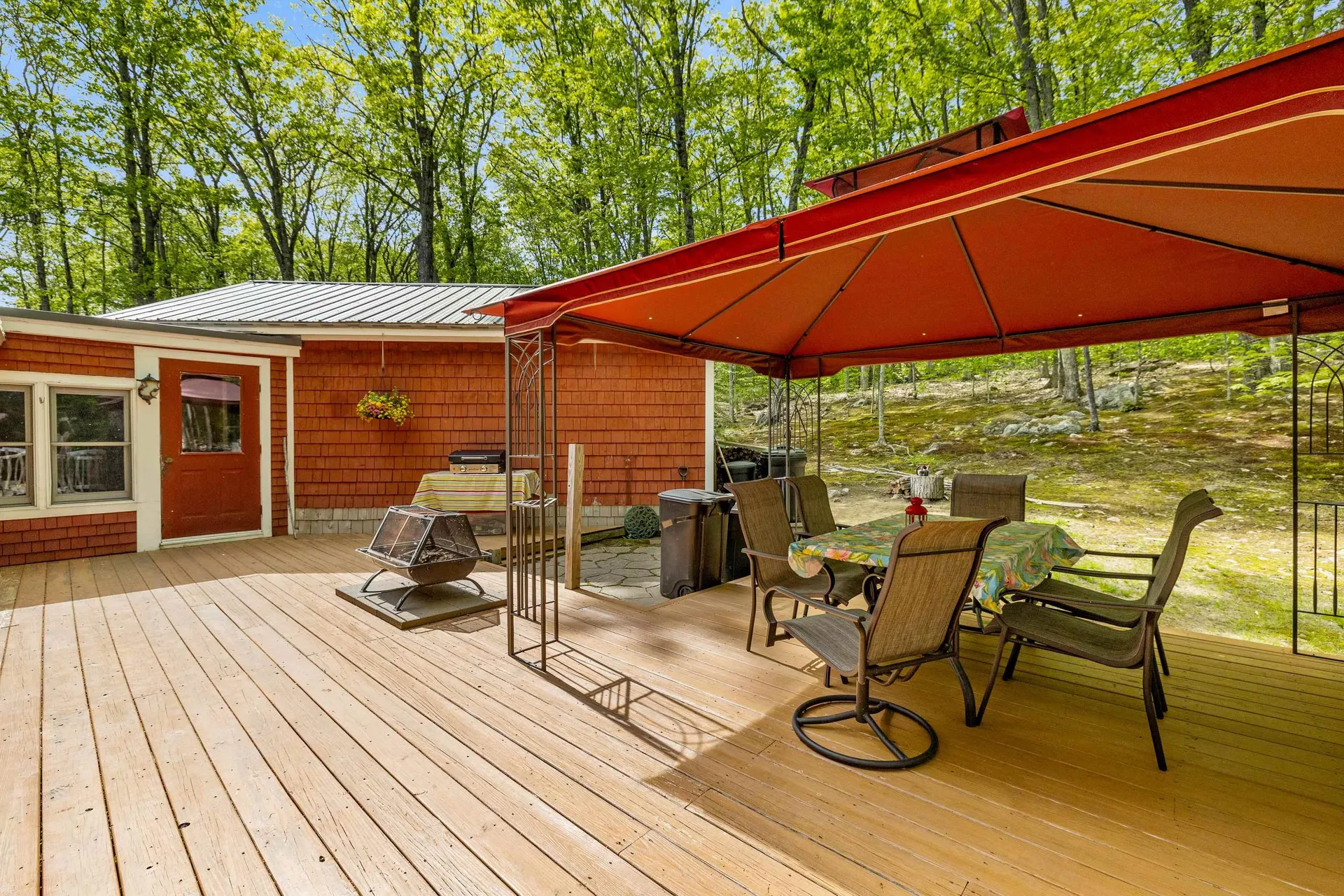 9 Red Oak Road Barnstead NH 03218