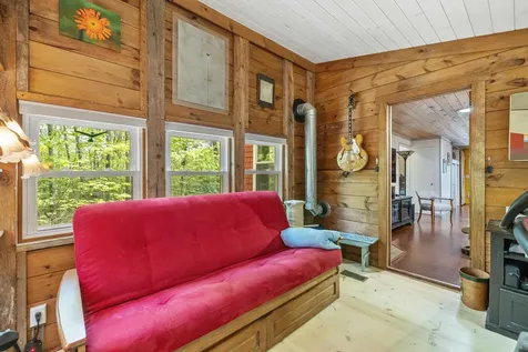 9 Red Oak Road Barnstead NH 03218