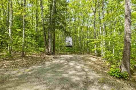 9 Red Oak Road Barnstead NH 03218